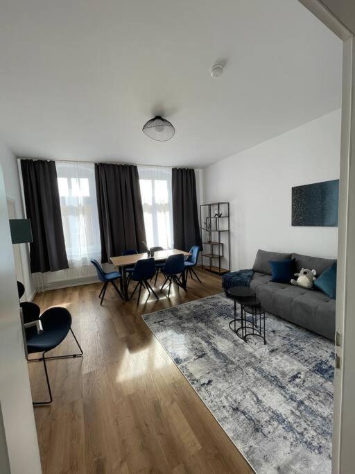 Lucky Stays Ls10 - Vollausstattung - Zentrum - Aufzug - Grosse Kueche - 2 Zimmer - Smart-Tv Magdeburgo Esterno foto
